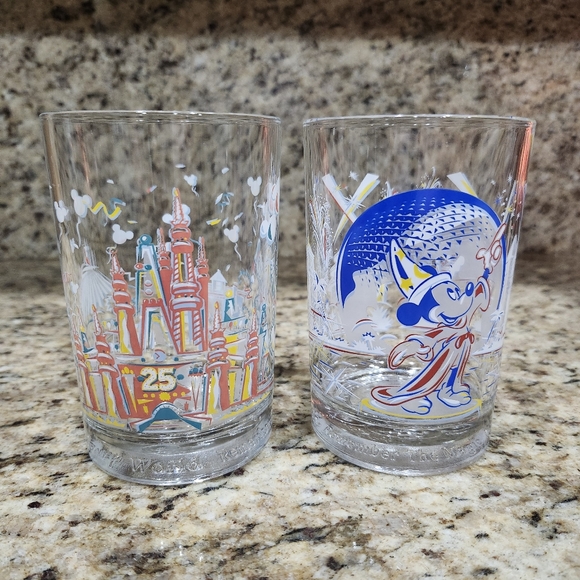 VTG Disney World 25th Anniversary Remember the Magic Glasses Set of 2 McDonalds - Picture 1 of 6